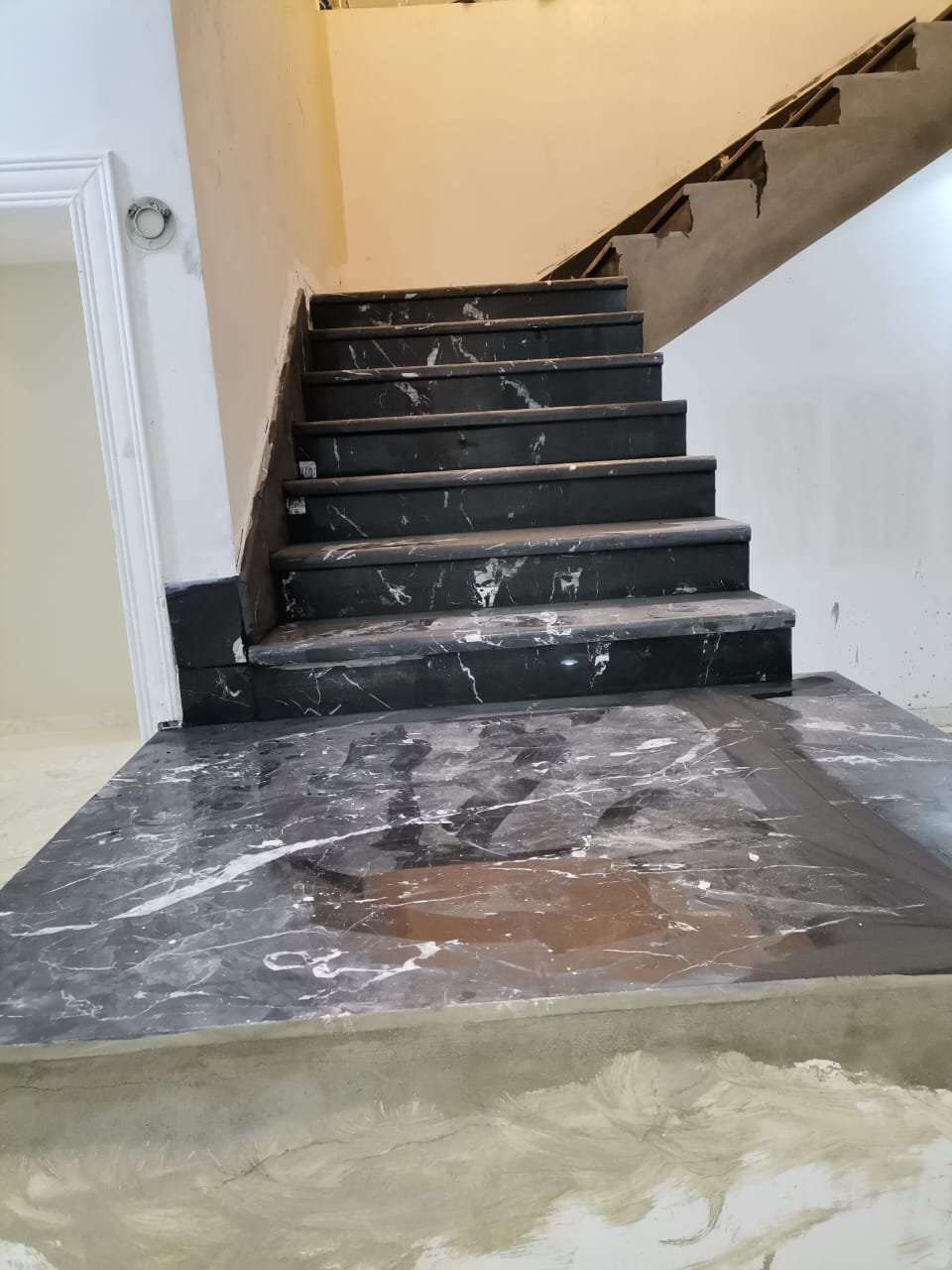 معلم سيراميك بالرياض whatsapp image 2024 11 25 at 12.20.20 am